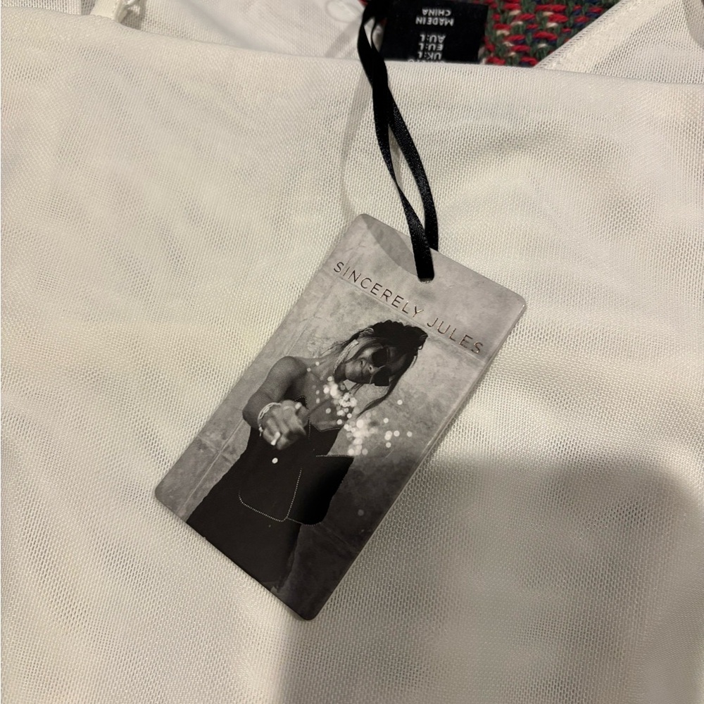 Sincerely Jules White Top